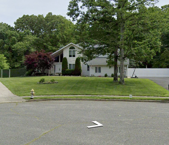 1717 Tall Oak Lane