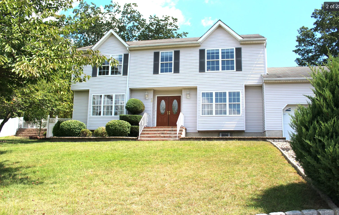 16 Rizzo Court