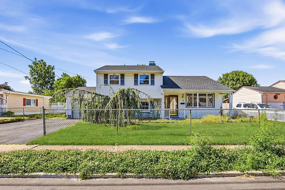 Property main image