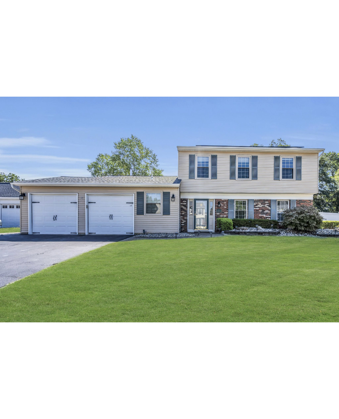 8 Stowe Lane